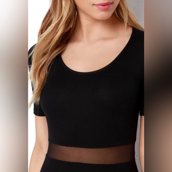 Lulu’s Short Sleeve Illusion Waist Detail Oriented Black Maxi Dress w Side Slit - Picture 3 of 8